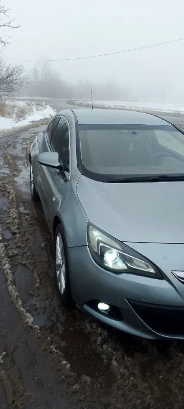 Продам opel astra j 1.4tgtc ‎2012 г ‎акпп ‎190000тыс км ‎в хорошем состоянии круиз-контроль ‎климат контроль двухзонный ‎подогрев сидений, руля ‎электро зеркала ‎770т. рублей ‎г донецк +79497043788 ‎ - фотография - 5