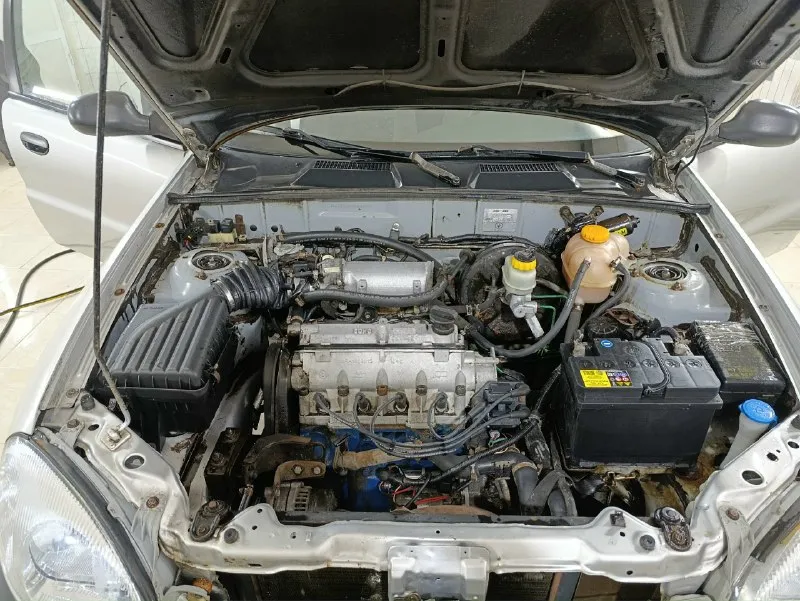 Продам daewoo сенс 2007 года на хорошем ходу. мотор работает без нареканий 1.3, установлен газ. новые свечи, поменяно масло. пробег 208000 коробка не выбивает не пинает. документы порядок. подвеска мягкая, обслужили 100км назад. кузов и днище уставшие, есть куда приложить руки. цена 180 тысяч рублей. телефон +79493746803 📞 звоните: +7(949)3746803 - фотография - 3