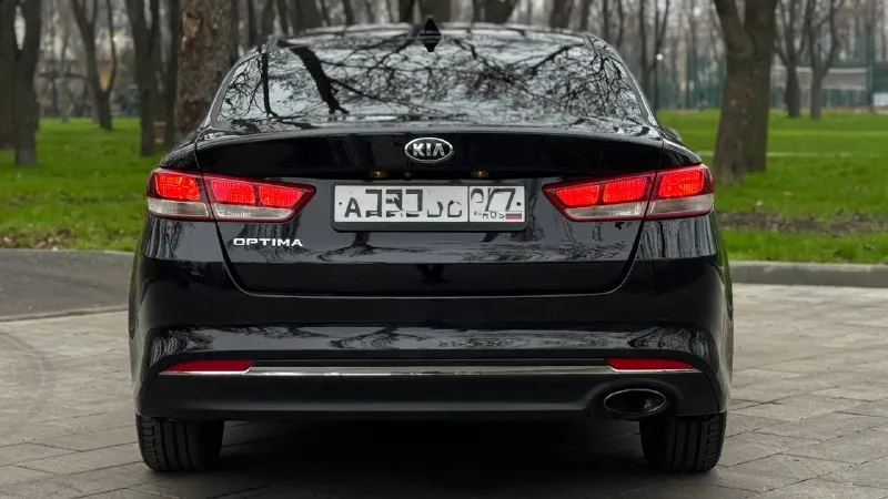 Тел. +79496447942 продам kia optima 2016г. в идеальном состоянии! по автомобилю делать не чего не надо!! готов ехать на любые проверки за ваш счёт!!! птс оригинал один владелец по птс! переоформление в мрэо комплектация двигатель 2.4 бензин коробка автомат пробег 158т abs esp airbag круиз контроль бортовой компьютер подогрев зеркал электро зеркала камера заднего вида кондиционер, заправлен холодит! 4 стеклоподъемника хорошая резина цена 1🍋335т. р возможно продажа в кредит очень срочно торг !! - фотография - 5