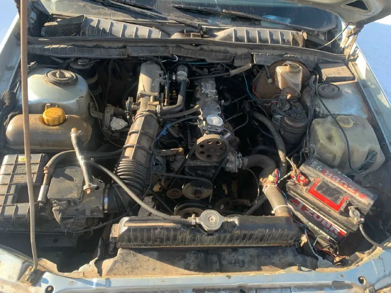 Продам opel omega a, газ-бензин все работает, машина на ходу, сел уехал. по электрике все работает. задний привод, весной перебиралась ходовая часть. ничего не гремит не стучит. по кузову есть косяки, не критичные есть возможность заехать на яму глянуть авто. резина зимняя, акамулятор живой. много что сделано по машине, кому интересно расскажу. цена 85 торг. +7 949 522 03 07 📞 звоните: +7(949)5220307 - фотография - 2