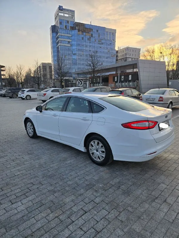 Срочно !!!в продаже форд мондео. диагностическая карта есть. можно сразу переоформить в мрэо. 2015 год, объем 2.5. пробег 117 000 родной. коробка обычный автомат. за всё время два собственника. машина в отличном состоянии, без вложений. кузов в родном окрасе. комплектация: - круиз - климат - обогрев заднего и лобового стекла - обогрев сидений - датчик давления шин - электро ручник - 4 электросклоподъемника в машине работает каждая кнопка. готов на любые проверки на вашем сто. более подробная информация по телефону. цена 1 250 000 торг тел +79495058416 - фотография - 2