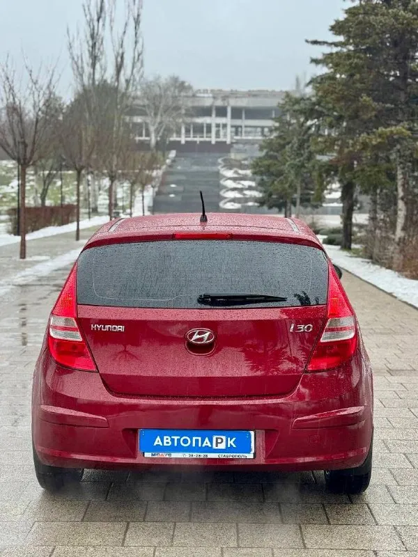 🇰🇵 hyundai i30 💰цена: 800 000р 🏢город: мариуполь 📅год выпуска: 2010 🧾пробег: 143 615 км. ⚙️двигатель: 1.6 ⛽топливо: бензин ⚙️кпп: механика 📞 телефон: +7-949-727-41-51 +7-949-551-91-52 +7-989-263-55-56 💾 описание: - фотография - 5