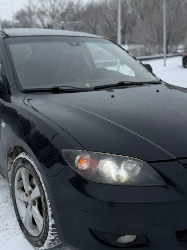 Mazda3 2 ат, 2004, 520 000 (торг) год выпуска: 2004 пробег: 300 000 птс: оригинал владелец: 3 состояние: не битый модификация: 2 ат(150л. с.) объем двигателя: 2 л тип двигателя: бензин коробка передач: автомат привод: передний руль: левый +79493789430 - фотография - 5