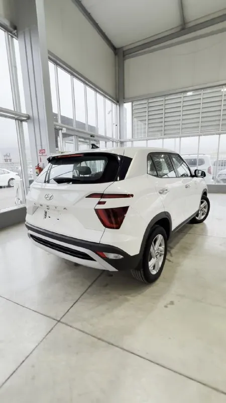 Новый aвтомобиль hyndаi сretа. стоимость автомобиля: 2 450 000 вы станете первым владельцем. есть в белом цвете, тёмно-сером и серебро. активный круиз-контроль, цифровая приборная панель, автозапуск, бесключевой доступ, кожаный салон с вентиляцией, авто свет, климат-контроль, электро ручник, парктроники, led оптика, камера заднего вида. есть и другие новые автомобили, обращайтесь в лс toyota belta 2022 2 010 000 toyota corolla 2022 2 260 000 mitsubishi outlander sport 2025 3 080 000 renault megane 2022 2 320 000 toyota c-hr 2022 2 760 000 renault kangoo 2024 3 010 000 +79595149492 📲 tg: @hehehehebs 📞 звоните: +7(959)5149492 - фотография - 5