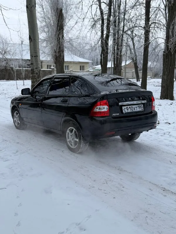 Год: 2011 мотор: 1.6 коробка: механика привод: передний кондиционер рабочий заправлен автомобиль в отличном состоянии как по кузову, так и по технике. документы так же чистые, переоформление без проблем. мотор работает четко, не троит, едет хорошо. коробка, все передачи втыкаются не выбивают, днище, стаканы, арки в отличном состоянии центральный замок, стеклоподъемники, бортовой компьютер, гур. хорошая магнитола с функцией aux bluetooth. видеообзор могу скинуть по запросу цена: 440.000 торг осмотр: город шахтёрск +7949 426 31 12 если недоступен пишите в телеграмм 📞 🇷🇺 звоните: +79494263112 - фотография - 6
