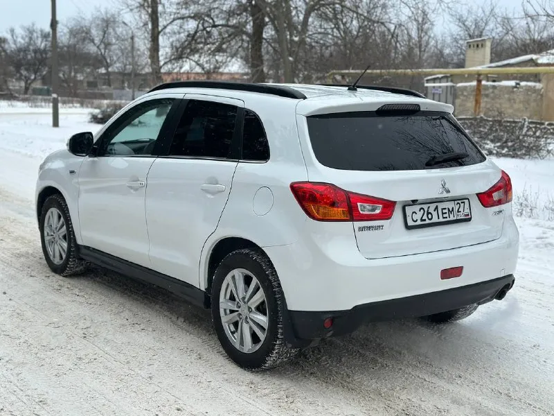 ❗продам mitsubishi asx рестайлинг в максимальной комплектации ❗ год выпуска 2013,мотор 2.0 коробка: автомат, пробег: 191.000км, полный привод 4wd ✅цена: 1.230.000 руб торг 📑 диагностическая карта есть, 1 хозяин с момента покупки в автосалоне, я вписан в птс, любое переоформление без проблем! ♻автомобиль в идеальном состоянии. практически весь в родной краске! мотор в идеале, коробка тоже (переключает плавно без рывков и пинков). кузов в идеальном состоянии. полный привод и блокировки в идеальном состоянии. ⚙️на автомобиле произведено то, замена масла и всех фильтров. вложений не требует абсолютно никаких. 🛞2 комплекта резина зима/лето r17. 2 ключа. ♻комплектация: максимальная: кожаный салон, start/stop, без ключевой доступ, электро регулировка сидений, датчик света, датчик дождя, мультируль, круиз контроль, 2х режимный подогрев сидений, электро регулировка и подогрев боковых зеркал, центральный замок, сигнализация с автозапуском. 🏠осмотр днр, г. амвросиевка ☎️подробности по телефону: +79495088908 (telegram) - фотография - 2