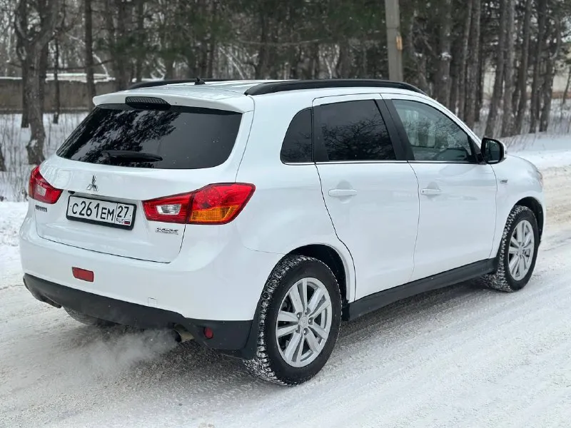 ❗продам mitsubishi asx рестайлинг в максимальной комплектации ❗ год выпуска 2013,мотор 2.0 коробка: автомат, пробег: 191.000км, полный привод 4wd ✅цена: 1.230.000 руб торг 📑 диагностическая карта есть, 1 хозяин с момента покупки в автосалоне, я вписан в птс, любое переоформление без проблем! ♻автомобиль в идеальном состоянии. практически весь в родной краске! мотор в идеале, коробка тоже (переключает плавно без рывков и пинков). кузов в идеальном состоянии. полный привод и блокировки в идеальном состоянии. ⚙️на автомобиле произведено то, замена масла и всех фильтров. вложений не требует абсолютно никаких. 🛞2 комплекта резина зима/лето r17. 2 ключа. ♻комплектация: максимальная: кожаный салон, start/stop, без ключевой доступ, электро регулировка сидений, датчик света, датчик дождя, мультируль, круиз контроль, 2х режимный подогрев сидений, электро регулировка и подогрев боковых зеркал, центральный замок, сигнализация с автозапуском. 🏠осмотр днр, г. амвросиевка ☎️подробности по телефону: +79495088908 (telegram) - фотография - 3
