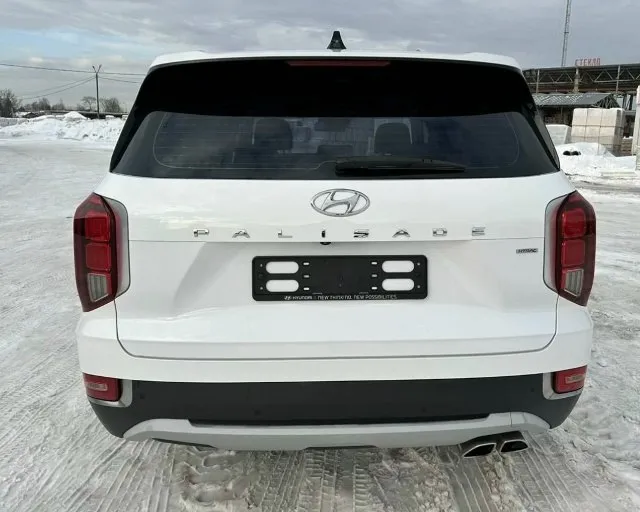 Hyundai palisade 2019г. 4,3🍋 (торг реальному покупателю). территориально шахтерск. машина комфортная и надежная, шикарный бело- перламутровый цвет🔥 ✔️комплектация - prestige ✔️пробег : 89000км опции: - бесключевой доступ - обдув / обогрев передних сидений и задних. - autohold - беспроводная зарядка - русифицирована - камера заднего вида - электросидения - люки - круиз-контроль - 3х-зонный климат-контроль - электронный ручной тормоз - 7 типов режимов привода удержания за рулём. - 8 мест для пассажиров ( третий ряд полноценный) - тонирована - колеса 19, резина новая. любые проверки за ваш счет. +79495715406 анна. 📞 звоните: +7(949)5715406 - фотография - 3