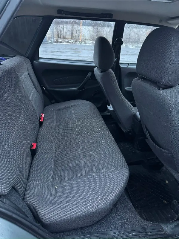 Продам ваз 2114---2011 года. пробег 112т. км. переоформление в мрэо без проблем. машина для своих лет в очень хорошем и достойном состоянии, днище целое, в заводском состоянии. ходовая часть вся новая, на данный момент без каких либо вложений. коробка без нареканий, двигатель 1.6 ( 8 клапанный) едет очень бодро. салон в очень хорошем состоянии. новая зимняя резина kumho, установлена качественная музыка, зашумлены все двери, багажник и капот. цена 330т. р +торг за доп фото писать в лс звонить по телефону +79494705291 📞 звоните: +7(949)4705291 - фотография - 6