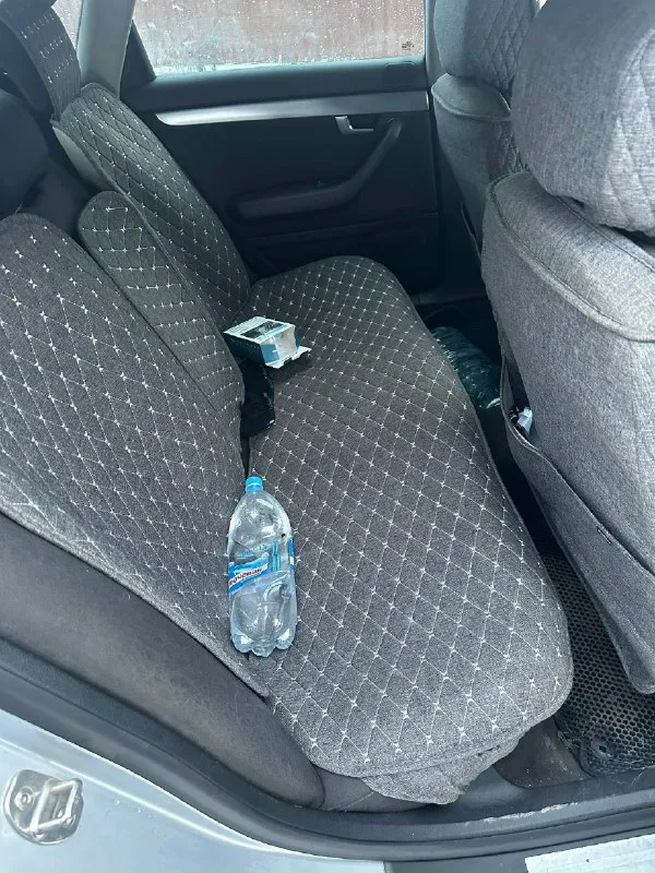 Продам audi а4 б7 2.0 cvt 2005 года пробег 288тыс авто на увереном ходу на хорошей зимней новой рези... - фотография