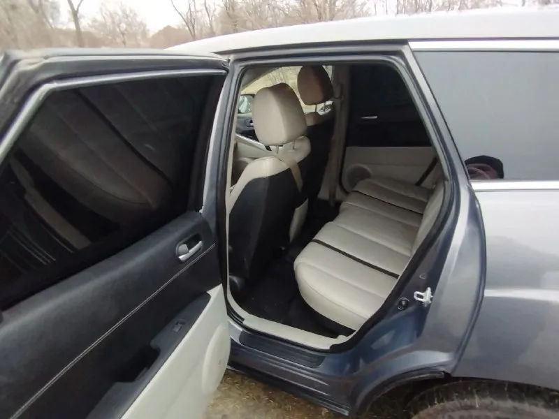 Макеевка продам mazda сх-7, мотор 2.3 турбо, установлен контрактный, коробка без пинков, кузов и салон в хорошем состоянии, все работает и моргает, торг при осмотре. более подробная информация по телефону. цена 750000 +79490058998 +79493154514 📞 звоните: +7(949)0058998 - фотография - 6