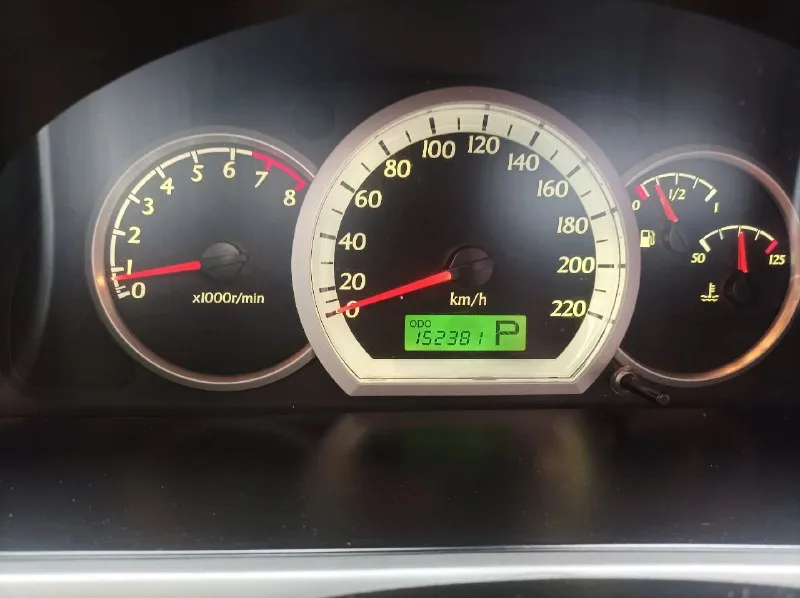 Продам chevrolet лачети автомобиль 2008 г. выпуска. 152 000 пробега. самая полная комплектация (климат контроль рабочий, дует отлично. абс, антизанос, мультируль, электро зеркало, подогрев заднего, переднего стекла, антибукс, датчик света и дождя ) самая полная комплектация. у авто 2 ключа. объём двигателя 1.8 16 клапанный, акпп. пороги, двери, днище целое без гнили. салон в хорошем состоянии. хорошая зимняя резина. цена 550 тыс. руб 📞 звоните: +79495075479 - фотография - 7