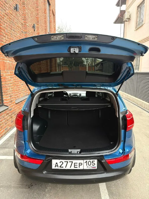 Продам kia sportage
Родной пробег: 120 тыс. Км
Идеальная автотека (без дтп)
Год выпуска: 2011
Коробка: автомат (передний привод)
Объем двигателя: 2.0 бензин/газ
Автомобиль в идеальном состоянии.
Технически авто в отличном состоянии, ходовая сбита, мотор, коробка без нареканий.
Комплектация: мультируль, круиз, датчик света и дождя, подогрев 4х сидений, 2х зонный климат, 4 эл. Стеклоподъемника и тд.
Цена: 1.450.000 💰
Торг присутствует
В комплекте зимняя резина ❄️
Обращаться в лс или по номеру телефона +79493539832
Автомобиль находится в шахтерске.
.
📞 Звоните: +7(949)3539832 - фотография - 5