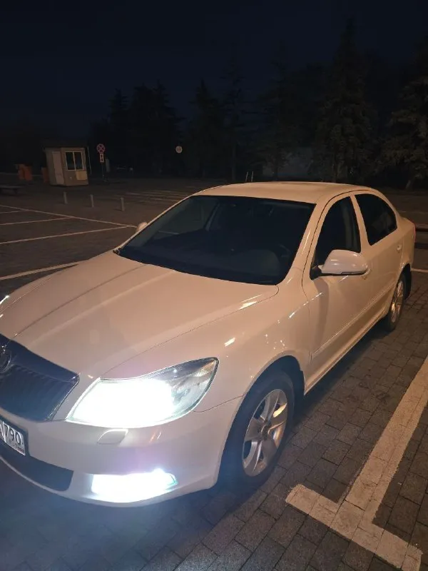В продаже skoda октавия а 5, 2012 год. объем 1.8 tsi (152 лошадей), коробка автомат (aisin). пробег... - фотография