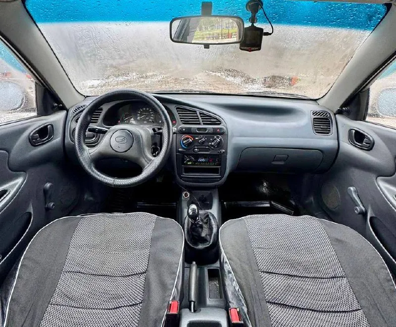 🇰🇵 daewoo sens 💰цена: 220 000р 🏢город: мариуполь 📅год выпуска: 2012 🧾пробег: 208 433км. ⛽топливо: бензин/газ ⚙️кпп: механика 📞 телефон: +7-989-263-55-56 +7-949-727-41-51 +7-949-551-91-52 💾 описание: местная, не пригнанная, надежная рабочая лошадка. ✅ отличное техническое состояние ✅ один владелец, птс оригинал ✅ кузов целый, без коррозии! ✅ оригинальный пробег ❗️ новая зимняя резина ⛽️ гбо евро-4 вписанно в птс сигнализация, магнитола с usb, видео регистратор. улица шевченко 2️⃣6️⃣9️⃣ - фотография - 8