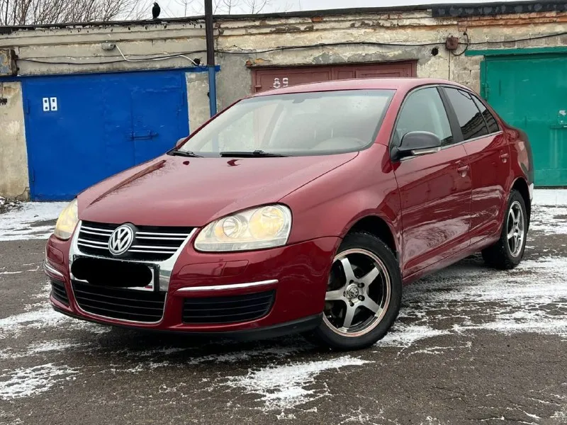 Продаю volkswagen jetta 1.6 ат 2006 года автомобиль в хорошем состоянии внешнем и техническом состоянии мотор работает ровно не дымит не троит акпп все передачи без пинков без рывков вложений не требует цена 680 т. р. +79490984043 - фотография - 2