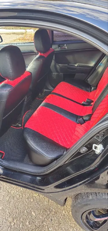 Mitsubishi lancer х 😎 пробег 159000km🛞 год выпуска 2012 объем двигателя 1,8 16 клоп 147 л. с. установлены кастомные фары зад и перед с анимацией приветствия😍(родные лежат в рабочем состоянии идут в комплекте) сигнализация старлайн с автозапуском, два ключа🔑 кондиционер заправлен работает исправно👍 2-х режимный подогрев передних седений🔥 4 электро стеклоподъемника! электро регулировка зеркал с подогревом! сделан кастомный выхлоп🤤 резина зимняя новая! сделан капитальный антикор днища!!! мультирул и круиз контроль! андроид магнитола + камера заднего вида! цена 890 000 руб. торг по факту у капота! +79495106384 сергей(если нет связи на этот же номер в тг пишите) - фотография - 5