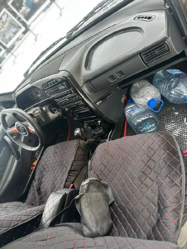 Продам ваз 2115 год 2007 мотор 1.6 пробег 170т мотор коробка на отлично подвеска не стучит не гремит по электричеству работает все что должно работать печка как в бане много чего нового кузов в прекрасном состоянии дно пороги целые стаканы лонжы целые чистый ухоженный салон не плохая музыка по докам чистая любое переоформление остальные вопросы по телефону г макеевка цена 205 тр торг у капота звоните пишите в любое время мой номер для связи +79490517995 если не дозвонились пишите на телеграмм на этом же номере 📞 звоните: +7(949)0517995 - фотография - 9