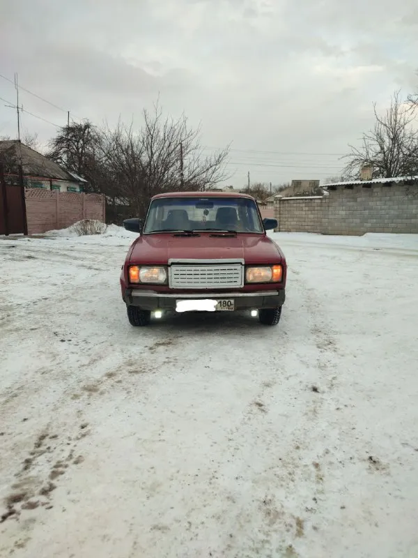 🚘 марка и модель: ваз 2107 📏 пробег: 233 📆 год: 96 📝 кпп: ⚙️ описание: доброго времени суток в прода... - фотография