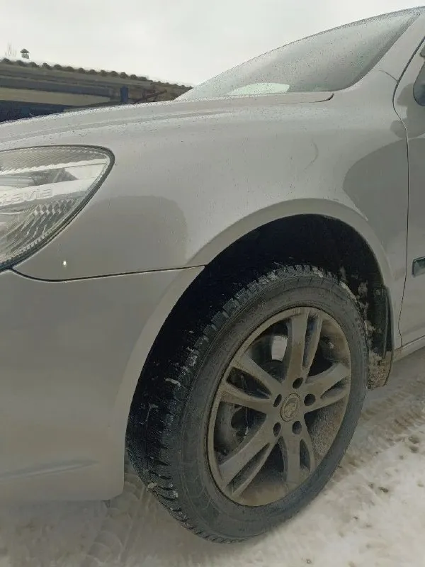 Продам skoda октавия а5. 2012г. в идеальном состоянии. я хозяин. двигатель1.8 tsi акпп айсин 6-ступ. 152 л. с. пробег 156 тыс. км. мотор, коробка, ходовая все обслужено. опции: подогрев передних сидений, 2х зонный климат контроль, круиз контроль, адаптивный свет, хор. музыка, сигнализация, задний парктроник.2 ключа, 2 комплекта резины, чехлы кожа, сиденья целые под чехлами, установлена защита двигателя, титаны r16. цена 1250000тыс. +торг. другая информация по тел:+79495001387 📞 звоните: +7(949)5001387 - фотография - 6