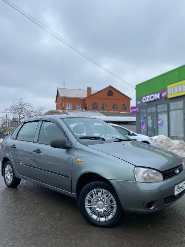 ✅ один хозяин, полностью на ходу, эксплуатируется ежедневно ✅ пробег 175 000 км ✅ кузов ровный, без рыжиков и гнили ✅ все силовые элементы целые (дно, пороги, стаканы) ✅ внешний вид — нормальное состояние ✅ ровный, кпп исправна ✅ эур (электроусилитель руля), стеклоподъемники ✅ центральный замок, планшет с музыкой ✅ зимняя резина ✅ 2 комплекта ключей ✅ документы кристально чистые •цена адекватная •по-желанию видеообзор •торг 💰 265т. ₽ -писать в лс либо звоните: 📞 +7 906 181-92-15 эдуард 📞 +7 903 488-68-38 📞 звоните: +7(903)4886838 - фотография - 7