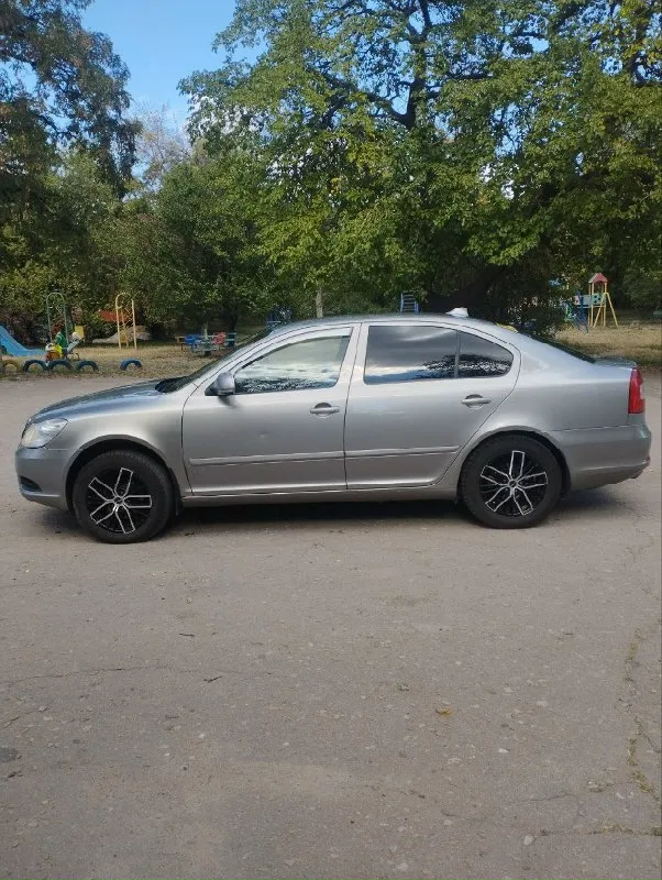Автор: продам автомобиль skoda октавия 2010 год. коробка механика, пробег 220 тыс. км родной, не отмотан. двигатель 1,6 л установлен газ метан. цена 750 тыс. рублей. все вопросы по телефону+7949 387 52 21.. ???наш телеграм канал [ бесплатное размещение за репост??? правила сообщества [ мы в мах [ [ 📞 звоните: +7(949)3875221 - фотография - 2