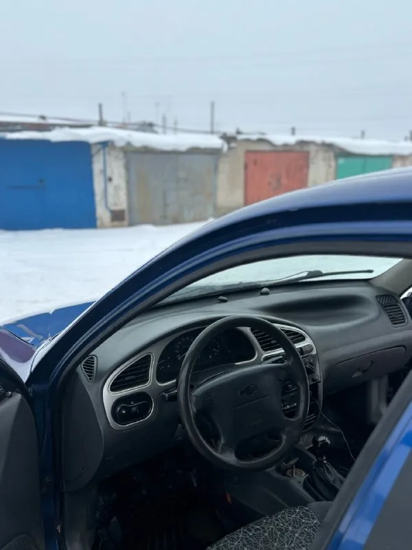 Продам chevrolet ланос. 2008 года выпуска! двигатель 1.5 в отличном состоянии, работает ровно, масло не хавает! кпп без нареканий, ходовая не стучит, не гремит. хорошая комплектация, гур, кондиционер, эл. стеклоподъемники. салон ухоженный в хорошем состоянии! по электрике всё работает. новые led лампы. свет отличный. новая магнитола. по лкп есть моменты не критично, на фото всё видно. дно целое, стаканы, лонжероны отличные. на новой зимней резине. новый аккумулятор! по документам: птс, стс, договор-купли-продажи, машина без штрафов и арестов, с полным переоформлением! машина не новая! нужно приложить руки! цена 155.000 рублей торг минимальный реальному покупателю! +79494339294 +79493807046 влад находится пгт. новый свет 🛞 запчасти, шины, диски, авторазборки 🅿️ авторынок донбасса 📞 звоните: +7(949)4339294 - фотография - 6