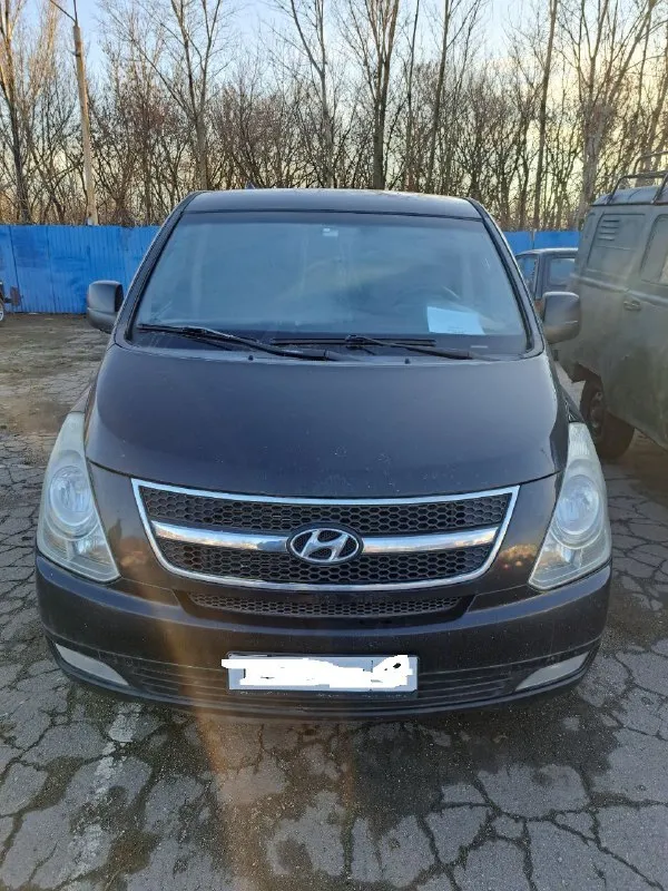 📍продам mинивэн: «нyundаi h1» (ll пoкoления) в черном цвете пассажир (8 мест) год выпуска: 2008 проб... - фотография