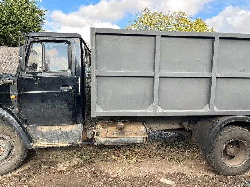 Продам зил в хорошем состоянии, на уверенном ходу, все вопросы по телефону +79494943918 торез 📞 звоните: +7(949)4943918 - фотография - 2