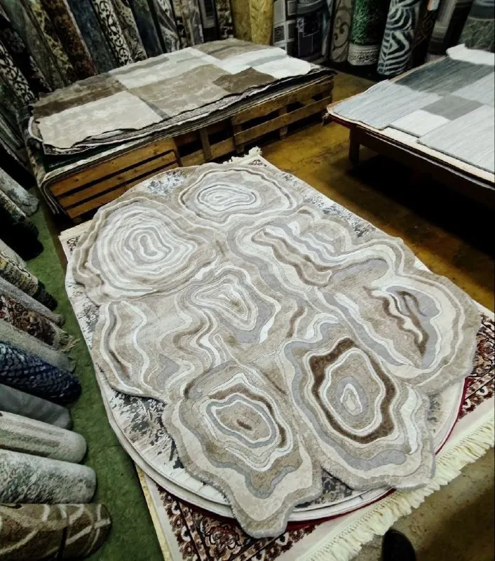 Купите новенький ковёр – это же не только ценный элемент декора, это символ домашнего очага, сем­ейного тепла и уюта - сердце вашего дома! дизайны и размеры в ассортименте. база на вазе - покупайте выгодно! г. донецк, ул. баумана, 8а заезд с ул. римского-корсакова +7949-345-97-92 +7949-418-83-62 +7949-405-71-57 график работы: вт - сб: 09.00-16.00 вс: 09.00 - 15.00 t. me/stroypolkover vk. com/stroypolkover. - фотография - 7