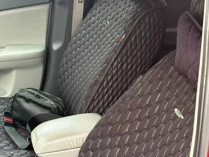 Kia cerato 2008
Двигатель 1.6, 5 мкпп
Пробег 242000 км
Климат контроль, кондиционер,4 стеклоподъемника, планшет, навигация, новая зимняя резина (есть летняя), кузов оцинкованный, сделан антикор.
Один хозяин. Автомобиль в идеальном состоянии для своих лет.
Территориально г. Торез.
Цена 780тыс. Руб.
Тел. :+79493771868
📞 Звоните: +7(949)3771868 - фотография - 6