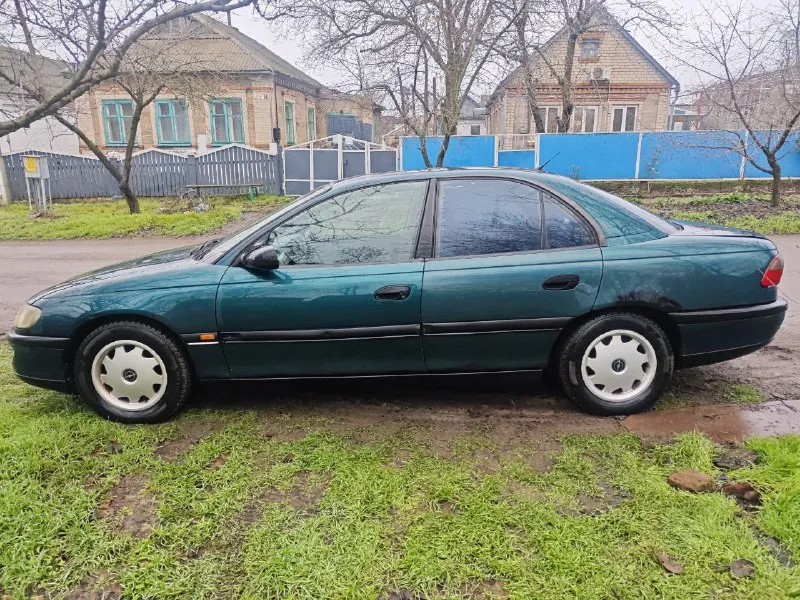 Opel омега б 1998 год 2.0 бензин 16клап задний привод 4 вписано и работает печка новая сел поехал 250₽ +79497384968 📲 tg: markiz 📞 звоните: +7(949)7384968 - фотография - 5