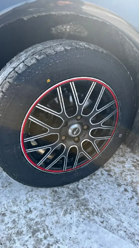 Продам skoda octavia a5 2011 1.8 tsi пробег 264.000 цена 850.000₽🚀 автомобиль в хорошем состоянии для своих лет, кузов живой, гнили и ржавчины нет. пару косметических окрасов, в остальном весь в родной краске. в плане техники без нареканий, двигатель в порядке, масло только поменял, цепь менялась не давно. история обслуживания, заказ наряды на ремонты прилагаются. салон чистый и ухоженный по электрике без вопросов, все что нужно работает. новая зимняя резина, летняя в комплекте. юридически чистая, я владелец по документам. 2 комплекта ключей, книжка шкода. приезжайте смотрите! цена 850.000₽ торг будет реальному покупателю! торез +79493798007 🛞 запчасти, шины, диски, авторазборки 🅿️ авторынок донбасса 📞 звоните: +7(949)3798007 - фотография - 7