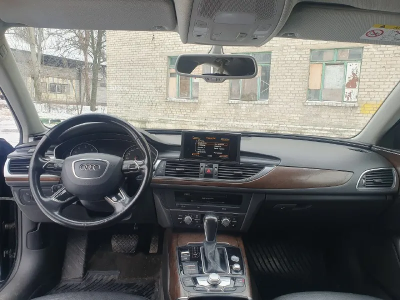Audi a6 c7 рестайлинг год 2016 пробег 195 объем 1.8 кожаный салон со вставками дерева, подогрев сидений, руля и зеркал, складывание зеркал, камера заднего вида, парктроники перед и зад, двойные стекла, электрорегулировка сидений и зеркал, память сидения водителя.2-зонный климат контроль, круиз контроль. адаптивный bi-led свет. датчик света/дождя. я владелец. полное переоформление. 2.5млн. осмотр макеевка. тел для связи +79493641437 📞 звоните: +7(949)3641437 - фотография - 10