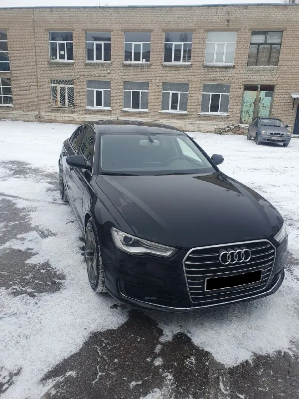 Audi a6 c7 рестайлинг год 2016 пробег 195 объем 1.8 кожаный салон со вставками дерева, подогрев сидений, руля и зеркал, складывание зеркал, камера заднего вида, парктроники перед и зад, двойные стекла, электрорегулировка сидений и зеркал, память сидения водителя.2-зонный климат контроль, круиз контроль. адаптивный bi-led свет. датчик света/дождя. я владелец. полное переоформление. 2.5млн. осмотр макеевка. тел для связи +79493641437 📞 звоните: +7(949)3641437 - фотография - 2