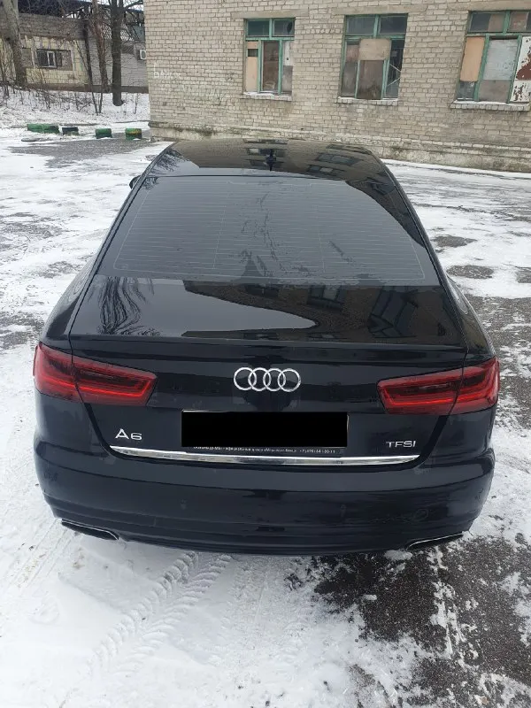 Audi a6 c7 рестайлинг год 2016 пробег 195 объем 1.8 кожаный салон со вставками дерева, подогрев сидений, руля и зеркал, складывание зеркал, камера заднего вида, парктроники перед и зад, двойные стекла, электрорегулировка сидений и зеркал, память сидения водителя.2-зонный климат контроль, круиз контроль. адаптивный bi-led свет. датчик света/дождя. я владелец. полное переоформление. 2.5млн. осмотр макеевка. тел для связи +79493641437 📞 звоните: +7(949)3641437 - фотография - 5