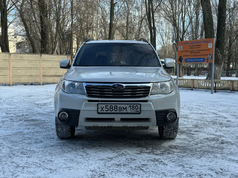 Subaru forester (2010года) - 1 владелец - родной пробег 233 тысяч километров - 2.0 (атмосферный) - коробка автомат - максимальная комплектация ( в этой конфигурации ) - автомобиль покупался у официального дилера в донецке ( в 2012 году ) - автомобиль в идеальном состоянии - стёкла оригинал - автомобиль с небольшими окрасами - хорошая музыка ( с небольшим сабвуфером под водителем ) гapажное xранение стоит хорошая оптика заводские диски r17 (зима) и второй комплект r18 ( с новой летней резиной) подогрев передних сидений состояние салона идеальное. пол года назад делали химчистку с разбором. кондиционер большой люк мультируль постоянный полный привод диски и колодки (brembo) подвеска вся обслужена есть сервисная книжка со всеми работами ( начиная с 2012 года) супер надежная и безопасная машина цена 1.300.000 торг на месте город харцызск номер телефона +79495253621, +79494231870( есть telegram) писать лс 📞 звоните: +7(949)5253621 - фотография - 4
