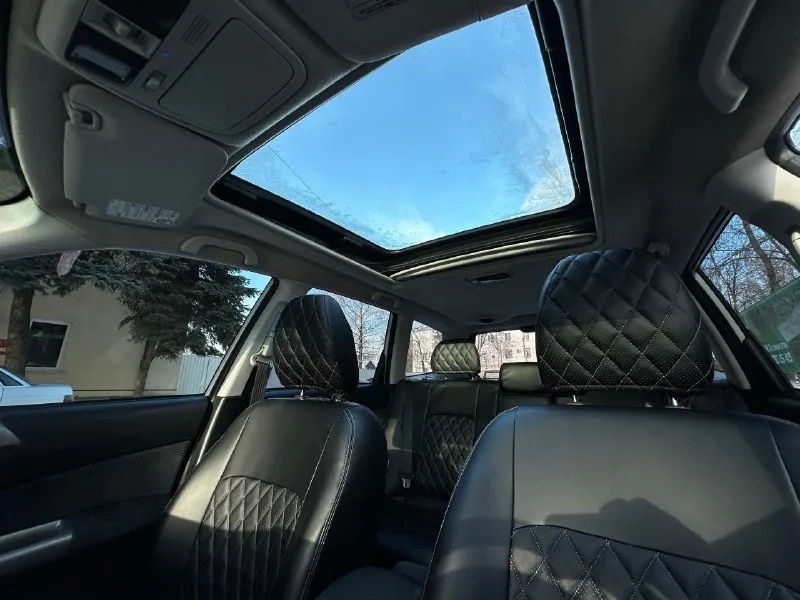 Subaru forester (2010года) - 1 владелец - родной пробег 233 тысяч километров - 2.0 (атмосферный) - коробка автомат - максимальная комплектация ( в этой конфигурации ) - автомобиль покупался у официального дилера в донецке ( в 2012 году ) - автомобиль в идеальном состоянии - стёкла оригинал - автомобиль с небольшими окрасами - хорошая музыка ( с небольшим сабвуфером под водителем ) гapажное xранение стоит хорошая оптика заводские диски r17 (зима) и второй комплект r18 ( с новой летней резиной) подогрев передних сидений состояние салона идеальное. пол года назад делали химчистку с разбором. кондиционер большой люк мультируль постоянный полный привод диски и колодки (brembo) подвеска вся обслужена есть сервисная книжка со всеми работами ( начиная с 2012 года) супер надежная и безопасная машина цена 1.300.000 торг на месте город харцызск номер телефона +79495253621, +79494231870( есть telegram) писать лс 📞 звоните: +7(949)5253621 - фотография - 9