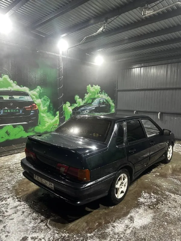 Продам ваз 2115, 2005г, 180.000 хороший торг владею год, много чего сделано, установлена головка 16кл, подробности в лс или по телефону черный салон, пересвет приборки и бск в белый, черные торпеда, потолок, пластик, дно переварено, балка переварено выставлена ровно, много чего делалось, мотор едет отлично, масло меняю каждые 7000, кпп новая, остальное по телефону продажа на штампах +79591138464 осмотр пгт. родаково, могу приехать по договоренности. 📞 звоните: +7(959)1138464 - фотография - 3