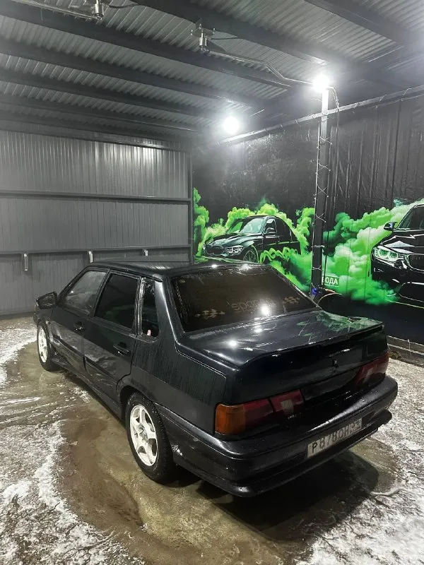 Продам ваз 2115, 2005г, 180.000 хороший торг владею год, много чего сделано, установлена головка 16кл, подробности в лс или по телефону черный салон, пересвет приборки и бск в белый, черные торпеда, потолок, пластик, дно переварено, балка переварено выставлена ровно, много чего делалось, мотор едет отлично, масло меняю каждые 7000, кпп новая, остальное по телефону продажа на штампах +79591138464 осмотр пгт. родаково, могу приехать по договоренности. 📞 звоните: +7(959)1138464 - фотография - 4