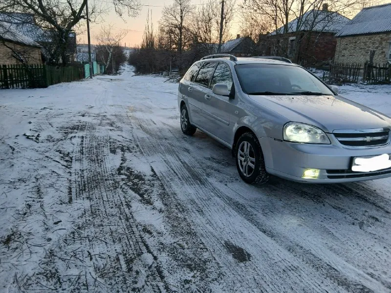 Продам chevrolet lacetti 2013 год 66 000 родной пробег автомобиль в идеальном состоянии самая полная комплектация cdx один хозяин с автосалона собственник автомобиль гаражного хранения зимой не ездил масла фильтра ремни заменил ходовая в идеальном состоянии салон в идеальном состоянии стоит дорогая музыка стоит планшет камера заднего вида партроник стоят чехлы дорогие два комплекта резины зимние и летние на титановых дисках автомобиль оцинкован объем двигателя 1.8 16 клапанный звоните в любое время. +79496642214 📞 звоните: +7(949)6642214 - фотография - 3
