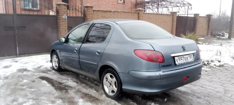 Продам peugeot 206 2007г. выпуска в хорошем состоянии цена 300000₽ торг уместен тел+79493372674 отве... - фотография