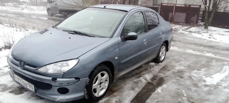 Продам peugeot 206 2007г. выпуска в хорошем состоянии цена 300000₽ торг уместен тел+79493372674 отвечу на все вопросы 📞 звоните: +7(949)3372674 - фотография - 2