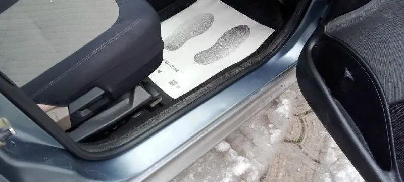 Продам peugeot 206 2007г. выпуска в хорошем состоянии цена 300000₽ торг уместен тел+79493372674 отвечу на все вопросы 📞 звоните: +7(949)3372674 - фотография - 4