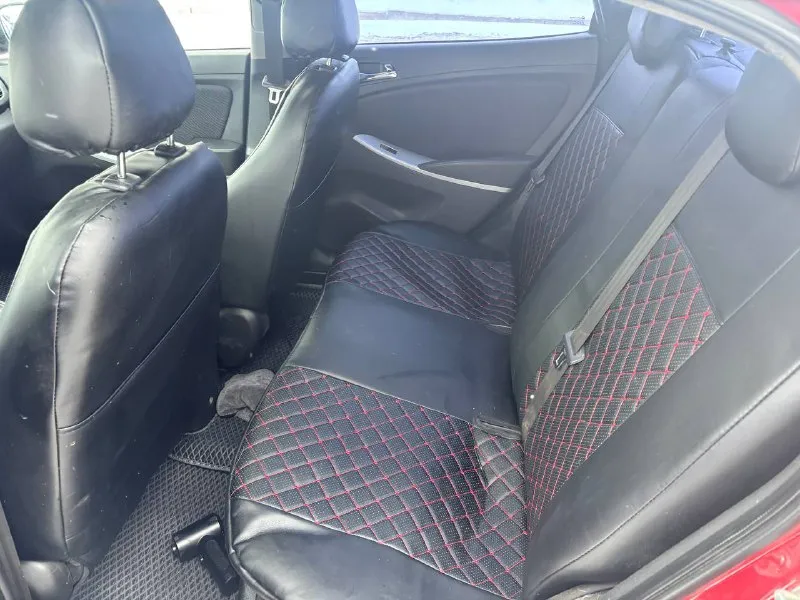 Продам hyundai accent 2013 года. 1 хозяин, брал с салона! 1.6 коробка автомат 261.000 тыс родного пробега машина в хорошем состоянии все вопросы по телефону: +79498137546 800.000₽ возможен торг 📞 звоните: +7(949)8137546 - фотография - 9