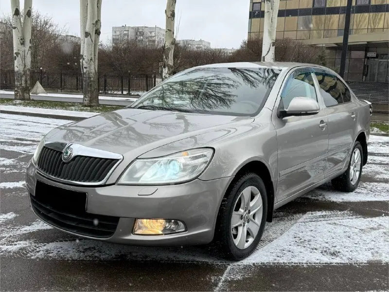 Продам skoda octavia a5 1.6 mpi год выпуска 2010. состояние идеальное. сервисные книги. 3 владельца... - фотография