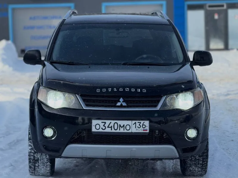 Mitsubishi outlander 3.0 автомат, полный привод. не путать с 2.4 вариатором. в отличном состоянии. заводской окрас. пробег 290 тыс км. 2008 год. цена 1 млн рублей. торга нет. +7 (949) 363-52-68 осмотр в г макеевка. - фотография - 3