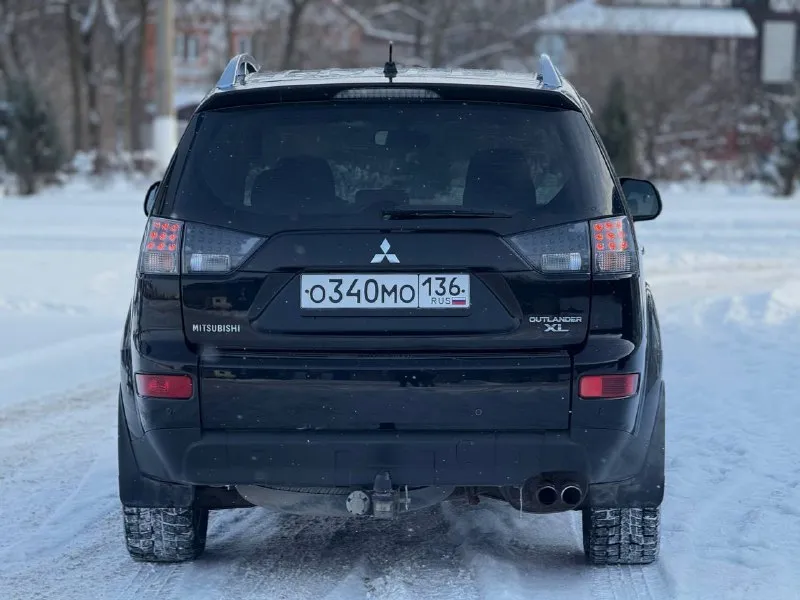 Mitsubishi outlander 3.0 автомат, полный привод. не путать с 2.4 вариатором. в отличном состоянии. заводской окрас. пробег 290 тыс км. 2008 год. цена 1 млн рублей. торга нет. +7 (949) 363-52-68 осмотр в г макеевка. - фотография - 7