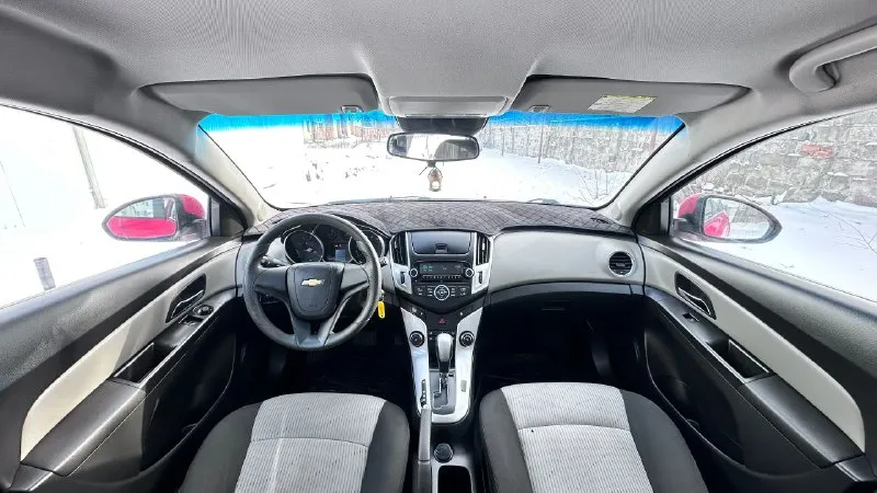 Chevrolet cruze 1.6 at, 2013 года оригинальным пробегом 200000 1 собственник с момента покупки. цена 650000, торг у автомобиля с реальным покупателем, +79495258577, осмотр донецк, доп. тел. 89237869556 автомобиль в достойном соятоянии, богатая комплектация: ⚡кондиционер ⚡электроcтeклoпoдъeмники ⚡элeктpoрeгулиpовкa зeркaл с обогревом и т. д. - фотография - 10