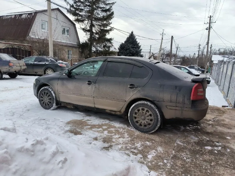Продам skoda актавия 2 л турбо дизель, механика 2008 год пробег 220 тыс км машина полностью обслужена, по автомобилю много чего сделано я владелец все расскажу и покажу по желанию, резина диски новые, любые проверки на сто приветствуются, все вопросы по телефону! +79493294639 цена 650.000₽ 📞 звоните: +7(949)3294639 - фотография - 3
